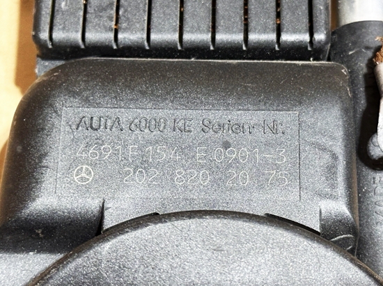 202 820 20 75  1994 C280 x 550